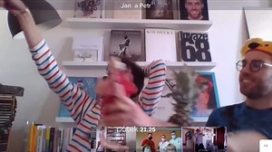 Už dnes večer startuje nová televizní show, kterou vás provedou Ondřej Sokol, Jakub Kohák a Adéla Gondíková přímo z jejich domovů😉📺 Sledovat nás můžete také na Spolu z domu 🔥 | TV Nova