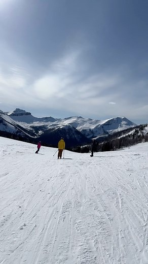 6.2K views · 419 reactions | Current conditions at Lake Louise! The sun is shining and there is still plenty of great snow! Spring value days start today, get 30% off day tickets for you and up to two friends daily with your Lake Louise Plus Card! | The Lake Louise Ski Resort & Summer Gondola | Facebook