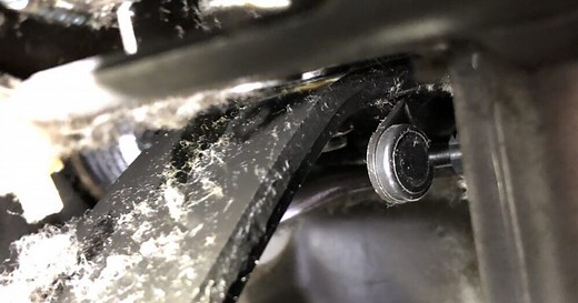 自動車整備士が教えるフットブレーキ常灯 ストッパーラバー交換 S15 シルビアで解説