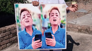 The King Of Gutka | Alyaro