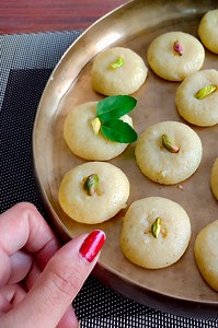 395K views · 2.8K reactions | પેંડા બનાવાની રીત. | Rasoi thi Gujarati Recipes | Facebook