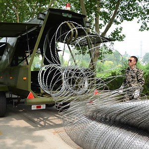 8.4M views · 122K reactions | This is a barbed wire deployment system. | Cheddar Gadgets | Facebook