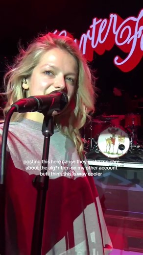 Soundcheck on VHS: Dog Tired Singing