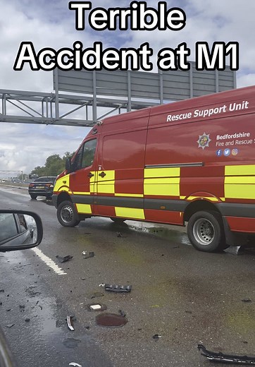 Terrible Accident at M1 Motorway Caught on Camera
