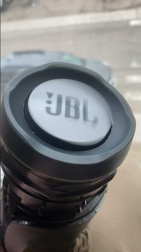 JBL charge 4 TL with charge essential pr