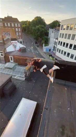 Parkour Athletes Perform Incredible Rooftop Runs