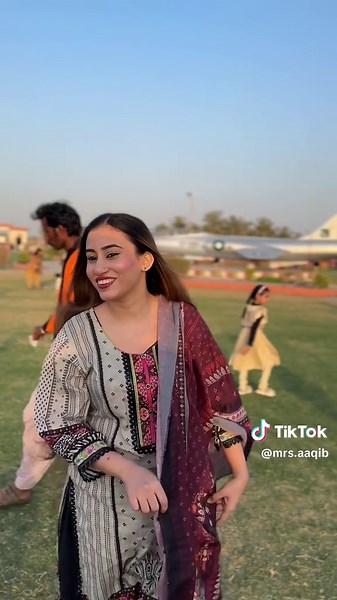 #foryoupage #goviral #slowmotion #fyp #trendingsong