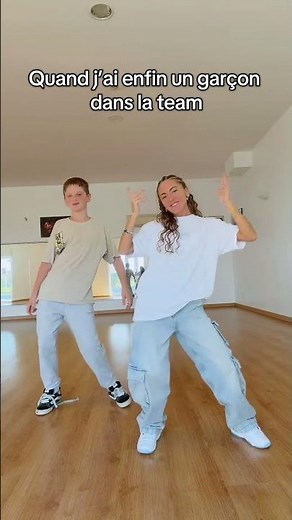 On va taper ça New trend - Roxanne et son élève garçon