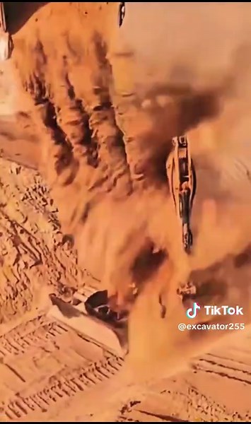 Essential Skills for Operating Construction Excavators