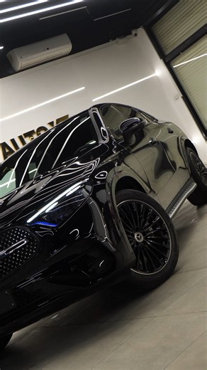 2026 Mercedes-Benz GLC 300 Key Specs: Advanced MBUX system with upgraded digital screens ARTICO Leather interior with AMG styling Heated & ventilated front seats Panoramic sunroof 360° surround-view camera Augmented Reality Navigation ▪ The remaining 50% in installments from 1 to 5 years Payment Plan: ▪ 50% down payment ▪ The remaining 50% in installments from 1 up to 5 years ▪ Interest rate starting from 9.9% El Ghamry Auto 📞 01200042000 📍 Cairo: New Cairo Chillout، أمام Cairo Festival – بجوا