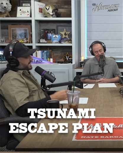 Escape pod dilemmas. #natelandpodcast Watch: https://youtu.be/x698zxFKAwQ | Nate Bargatze