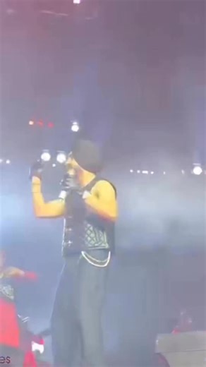 AURA Perth Show what a Show Vlog Punjabi #Aura #diljitdosanjh #perth #auatralia | Aussie Travel Couple