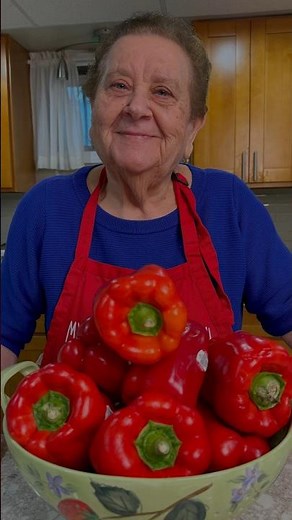 Nonna finishes her Pepper Roast and preps the finished product!🤌🏼🇮🇹👵 #nonnapia