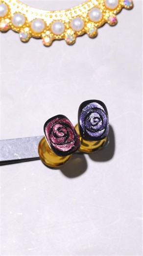 🌸COSCELIA🌸 on Instagram: "For nail art lovers on Valentine's Day, keep fingertips exquisite to the end✊#valentinenails #coscelia #nailart #cateyenails"