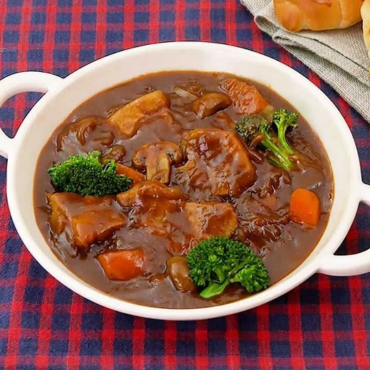 市販のルーで作る！ 簡単ポークシチューのレシピ動画・作り方 | デリッシュキッチン