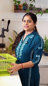 Meri kitchen ke 3 useful tools | Aap ke paas in me se kya kya hai? Clean sink buckets and manual juicer | Kitchen gadgets reviews | Foods And Flavors