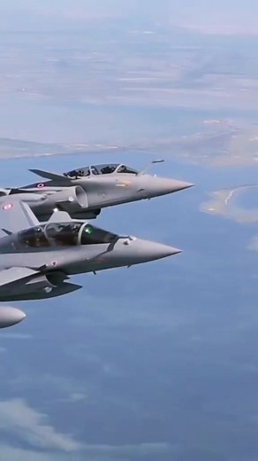 🇨🇳 🫡 The J10C fighter jet became famous in one #Military #china #training | International Army training