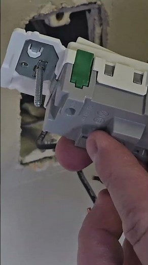 STOP Using Old Light Switches! Install the NEW Leviton Decora Edge in Minutes! #diy #shorts