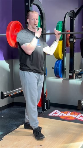 A-A-Ron || Fitness 🏃‍♂️Enthusiasts 🏋️ on Instagram: "🎙️ Micd Up Squat Day 🎙️ #gym #gymtok #squats #aaronjefferies"