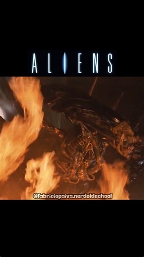 Fabrício Paiva on Instagram: "🎬 Título: Aliens – O Resgate / Aliens 📅 Ano de lançamento: 1986 🌍 País de origem: Estados Unidos / Reino Unido ⏳ Duração: 137 minutos 🎭 Gênero: Ficção científica, Ação, Terror 🎥 Direção: James Cameron ✍️ Roteiro: James Cameron (baseado nos personagens criados por Dan O’Bannon e Ronald Shusett) 🎬 Produção: Gale Anne Hurd 📸 Cinematografia: Adrian Biddle 🎶 Trilha sonora: James Horner 🏛️ Estúdio: 20th Century Fox 📦 Distribuidora: 20th Century Fox ⭐ Elenco Prin