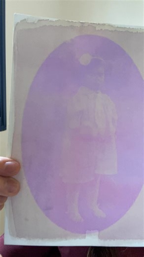 🌿 Viviane Piccoli shares her Azalea anthotype. World Anthotype Day 2025 is closed for entries. See the gallery: 👉 AlternativePhotography.com/world-anthotype-day-2025-gallery Thank you to everyone who participated and continues to grow the world’s largest anthotype database! | AlternativePhotography.com