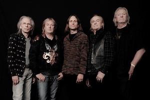 Chris Squire of Yes INTERVIEW - Three Classic Albums In Their Entirety Tour - Glide Magazine