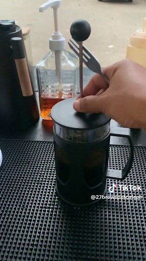 Brewing Coffee Without Electricity - French Press Method