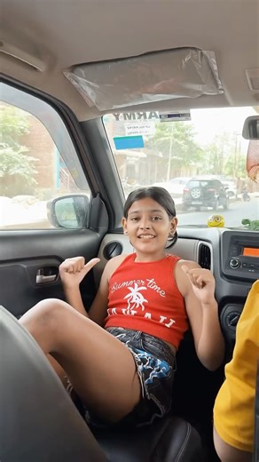 pari thakur | Aaj kal kiska dabdaba chal raha hai😂 #pari#parians#Lucknowgirl#trending#viral#video#dancereels#kidsinfluencer | Instagram