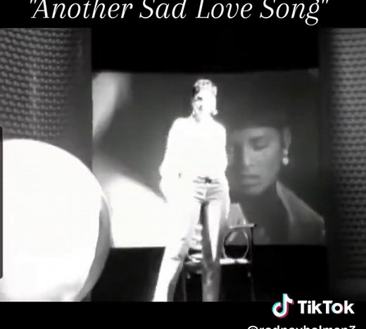 Toni Braxton's 'Another Sad Love Song' Performance from 1993