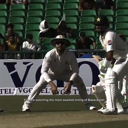 You are watching the most awaited inning of Babar azam | PSL Supporter's