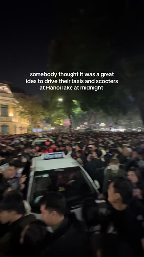 sitting in my drafts for a whole year #vietnam #hoankiem #newyear #nye #hanoi