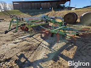 CLAAS Liner 880L Twin Rotary Rake | Agriculture