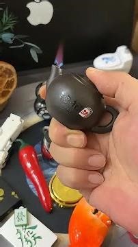 谁还没拥有几个奇葩创意#打火机 呢？#送男友的打火机推荐 #潮玩Boys' happiness is so simple#lighter