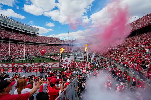 Ohio State football hosting 'helmet stripe' game vs. Ohio U. What should fans wear?
