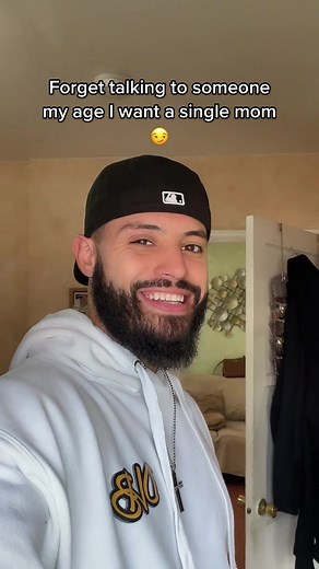 Lemme play step daddy real quick 😏