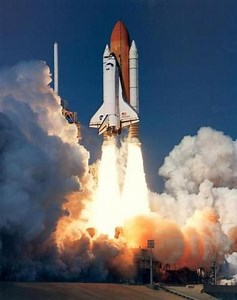 The History of Rockets-From the Fireworks to the Moon