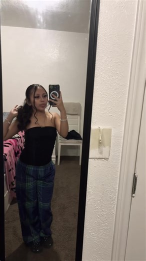 melibelly (@petitequeen51)’s videos with original sound - 2vibeeasy