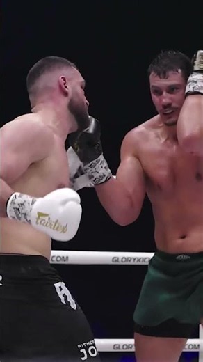 This view of Antonio Plazibat’s VICIOUS KO at #COLLISION9 🤯