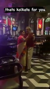 9.1K views · 193 reactions | Elderly couple setting up real goals just weeks before Valentine's Day 殺❤ #Repost Mamta Sharma Das @thebohobaalika • • • • • • | Whats Hot Kolkata | Facebook