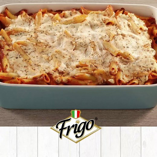 Our Easy Baked Penne With Ricotta & Basil takes just 10 minutes to prep and only 50 minutes to bake. Makes getting back into the swing of things deliciously simple! 🧀 🍅 | Frigo Cheese