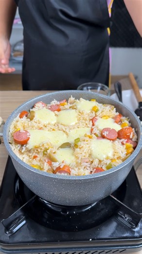 82K views · 332 reactions | This is the easiest recipe you'll ever see for a quick lunch or dinner! | YumRecipes | Facebook