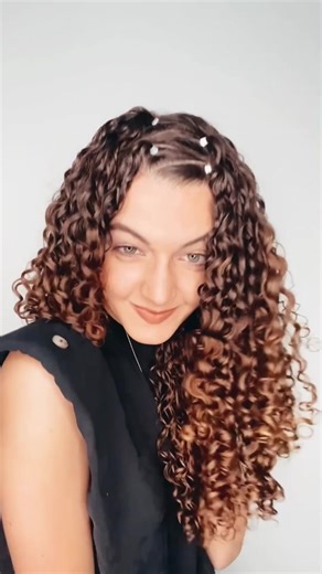 Peinado fácil y rápido para fiestas con rizos sueltos - Gaviranda Ploping