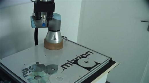 Industrial 3D vision for difficult parts: Cambrian Vision reflective DVD test | Suzanne Tracey-Ward