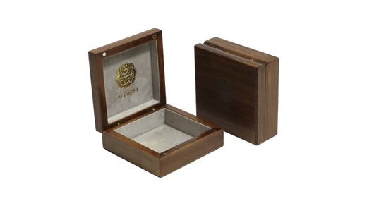 Small wooden square packing box | Echo Wu