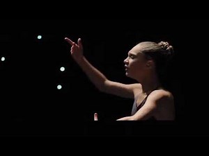 Sia - Bird Set Free Maddie Ziegler
