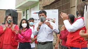 Pedro Castillo pide "las disculpas correspondientes" a la prensa si se han herido susceptibilidades