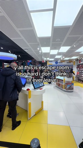 Exploring the Challenges of a LEGO Escape Room