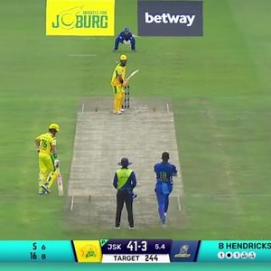 817K views · 10K reactions | That's a biscuit.  That's a beauty.  Great commentary. I'm really enjoying the SA20 competition so far!  #YouBears | #WhistleForJoburg | Warwickshire County Cricket Club | Facebook