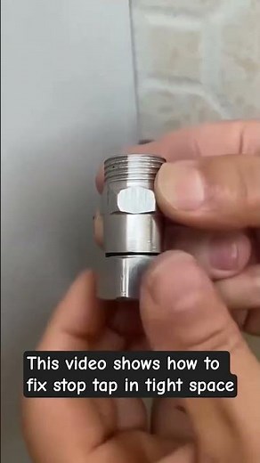 The RIGHT Way to Install an Angle Valve or stop valve, in a Tight Spot! (No Twisting)