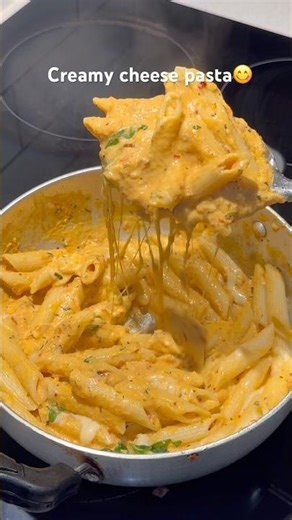Creamy cheese pasta😋#cooking #youtubeshorts #ytshorts #tastytown